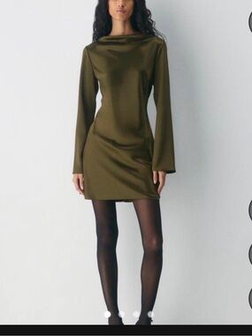 aritzia long sleeve wrap dress Saturn Longsleeve Midi Dress